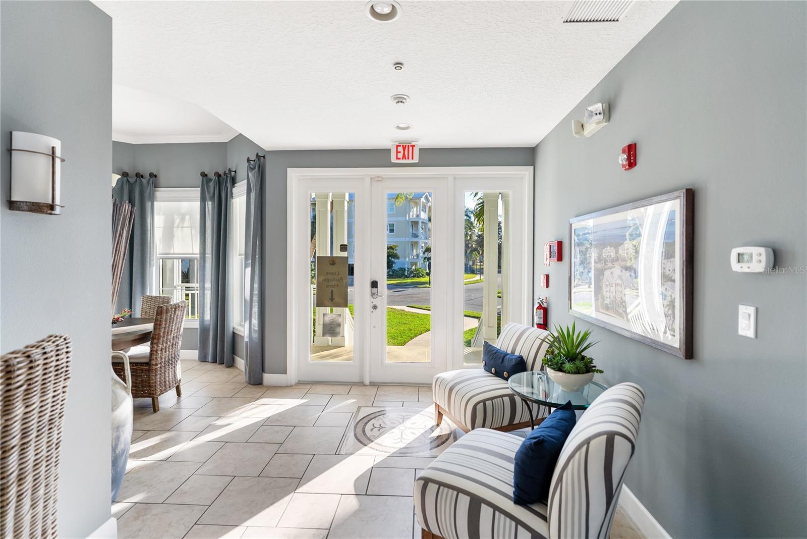 PALMA SOLA BAY CLUB - Residential