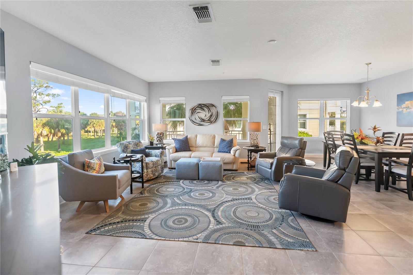 PALMA SOLA BAY CLUB - Residential