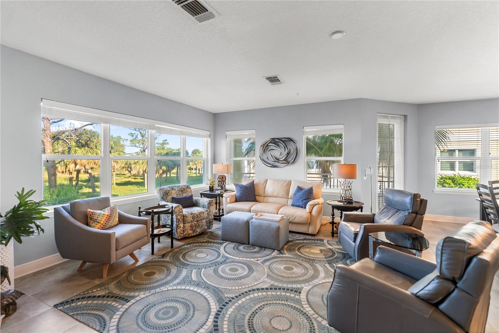 PALMA SOLA BAY CLUB - Residential