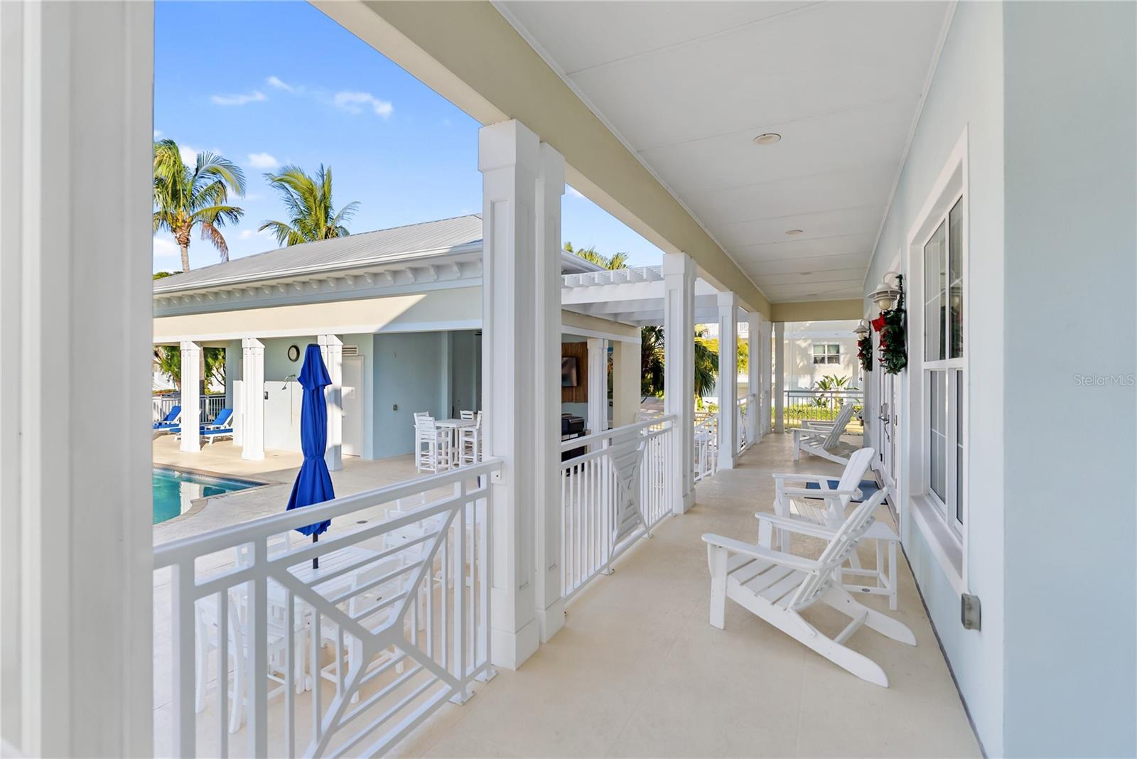 PALMA SOLA BAY CLUB - Residential