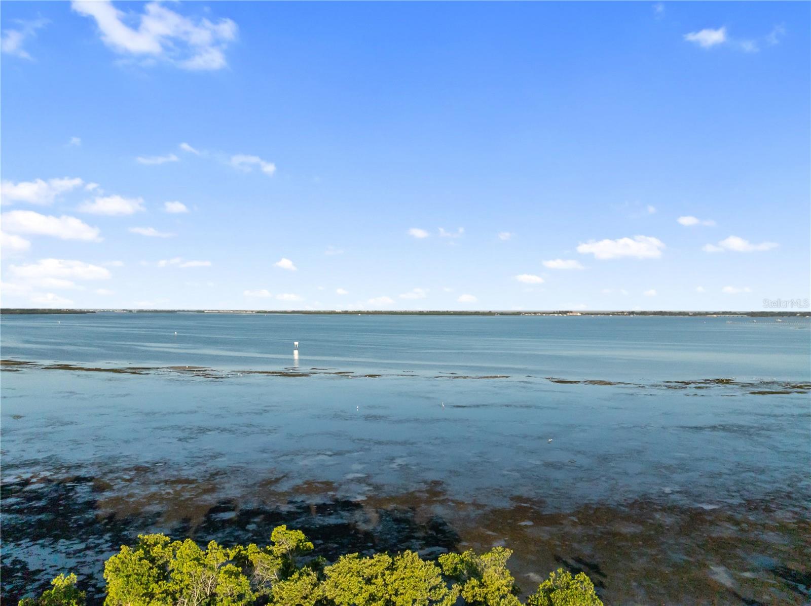 PALMA SOLA BAY CLUB - Residential