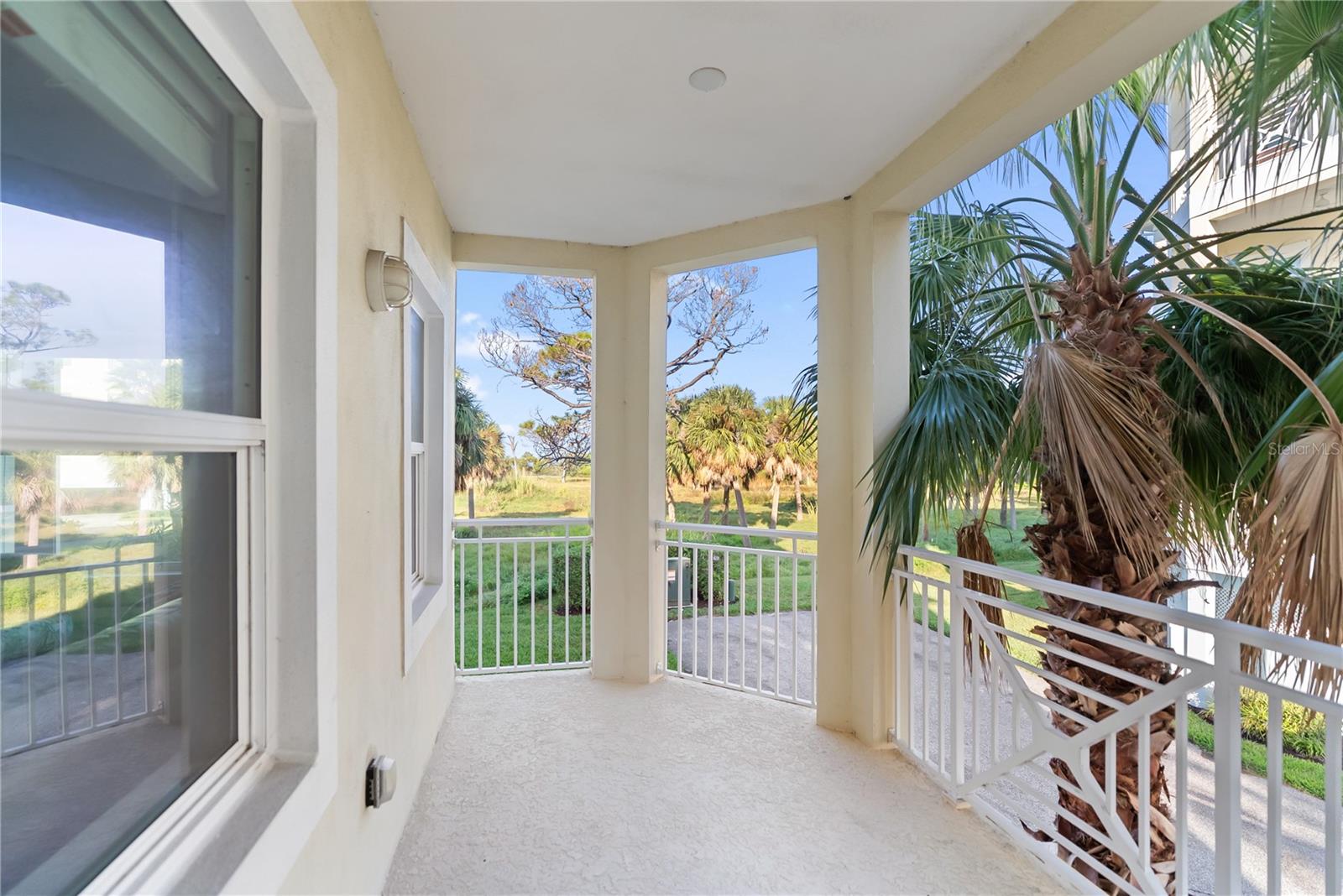 PALMA SOLA BAY CLUB - Residential