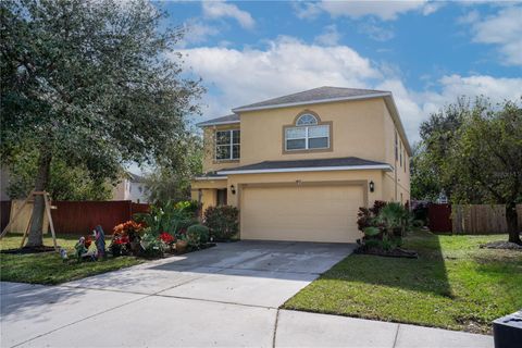 A home in PALMETTO