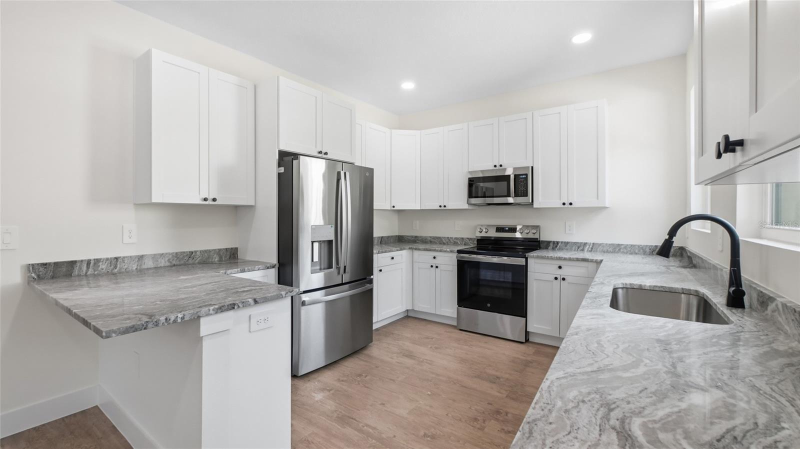 FORTY EIGHTH STREET SUB - Residential