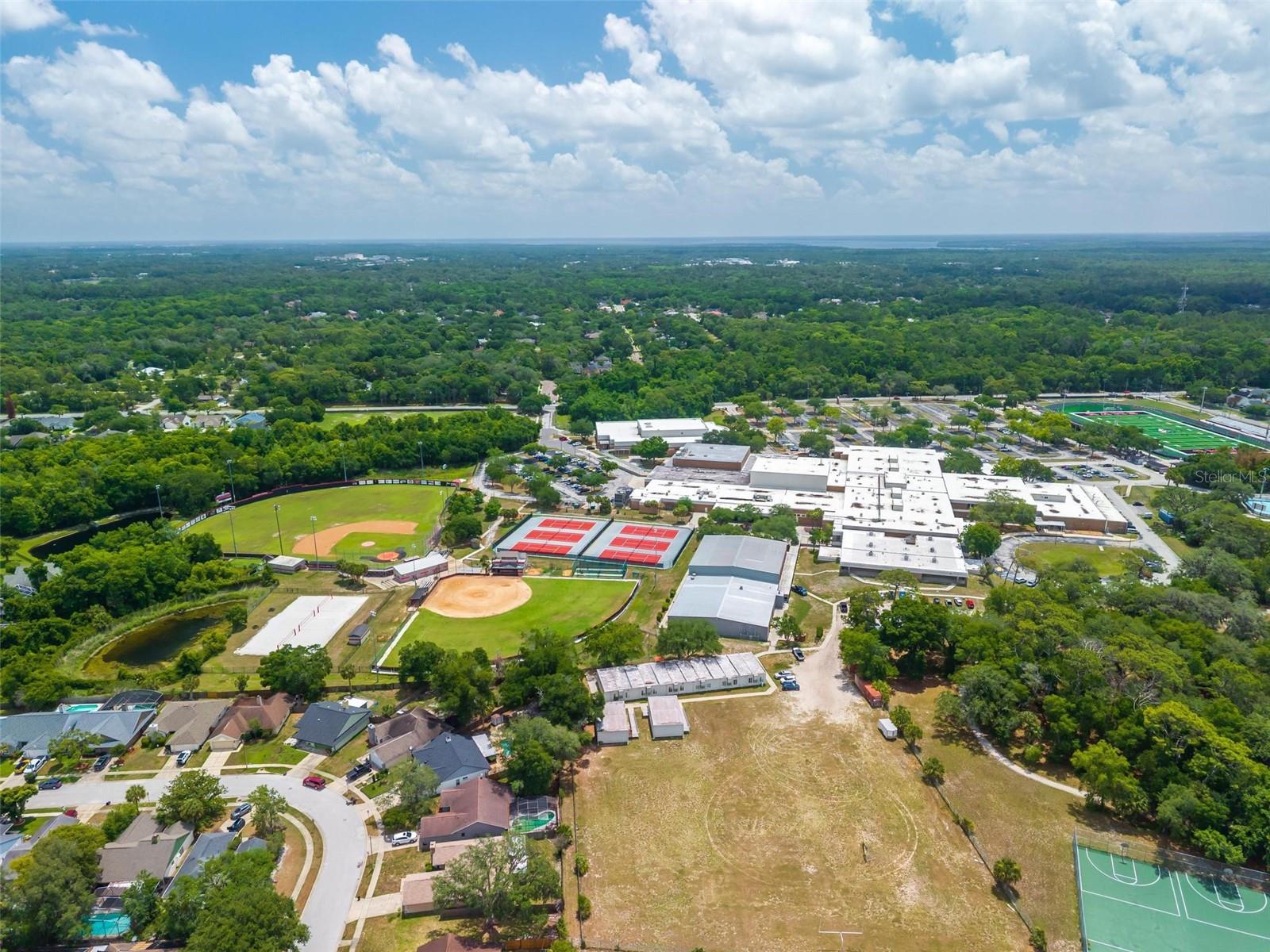 LAKEWOOD AT THE CROSSINGS UNIT 4 - Residential