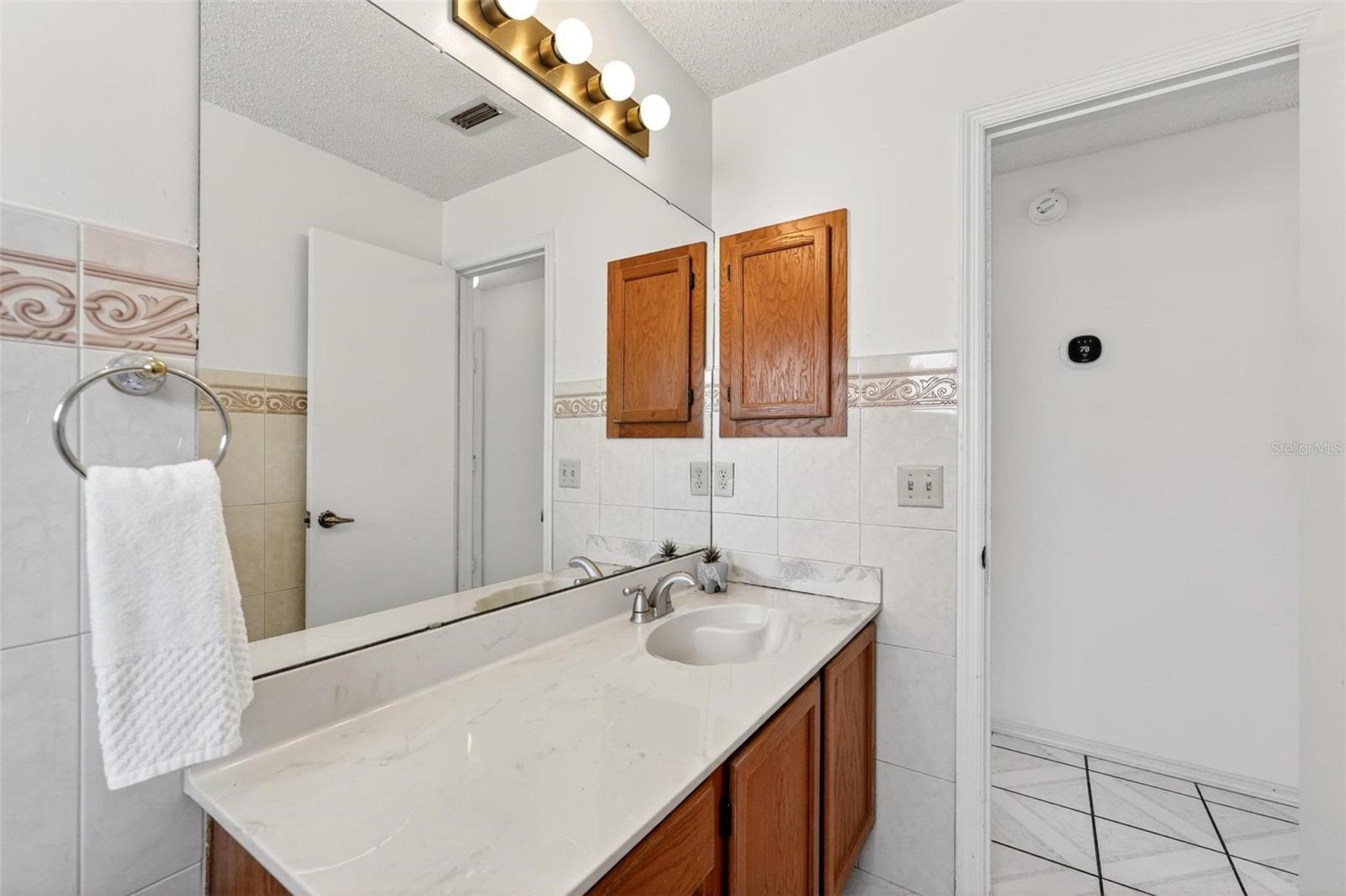 LAKEWOOD AT THE CROSSINGS UNIT 4 - Residential