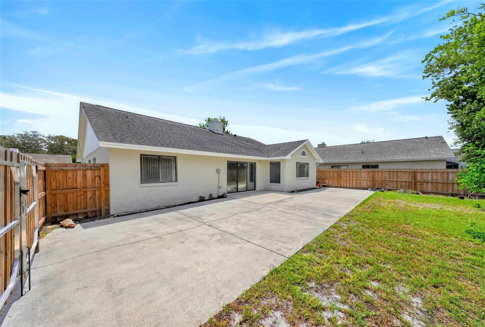 LAKEWOOD AT THE CROSSINGS UNIT 4 - Residential