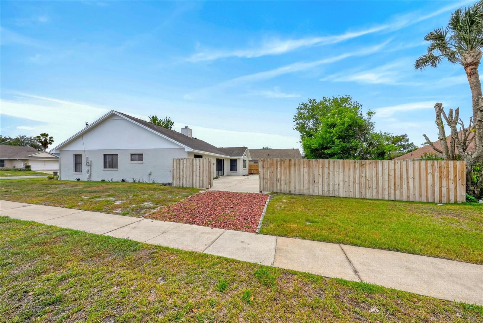 LAKEWOOD AT THE CROSSINGS UNIT 4 - Residential