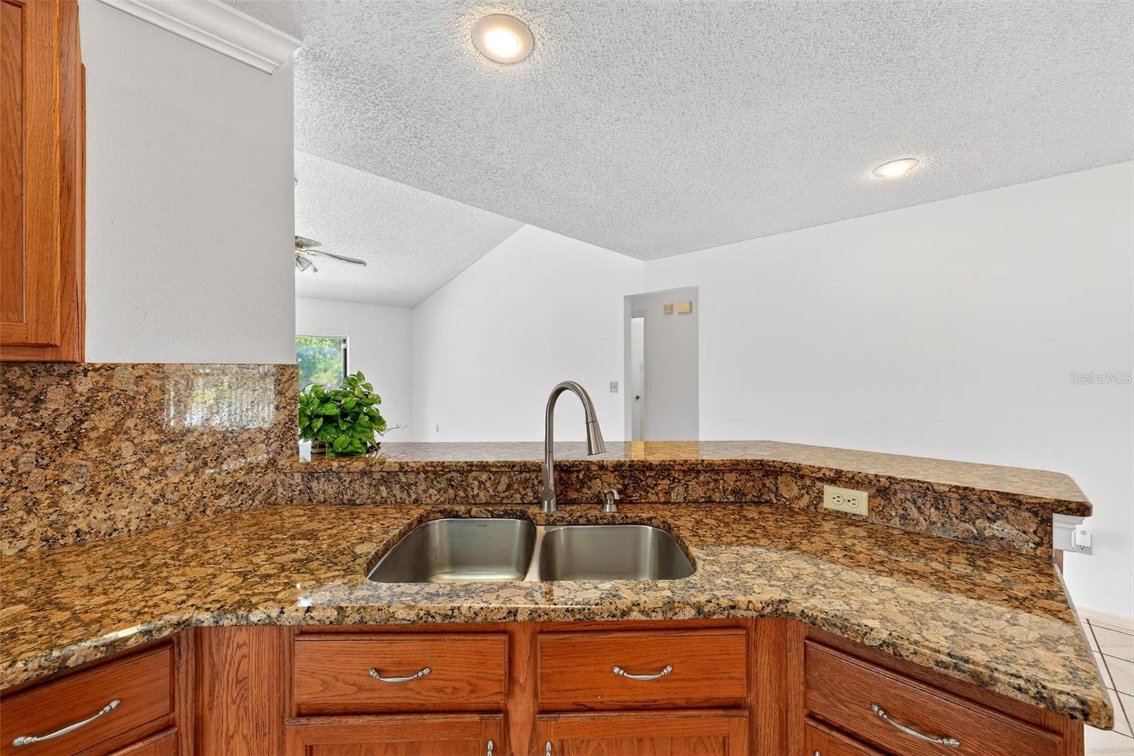 LAKEWOOD AT THE CROSSINGS UNIT 4 - Residential