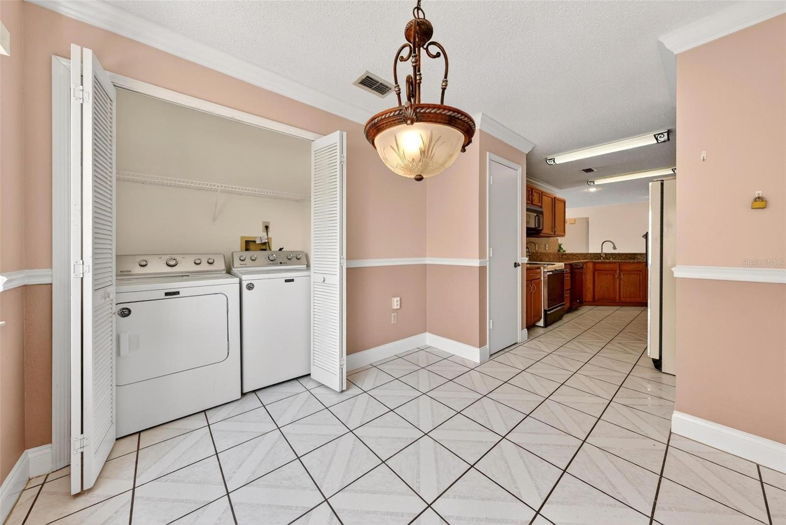 LAKEWOOD AT THE CROSSINGS UNIT 4 - Residential