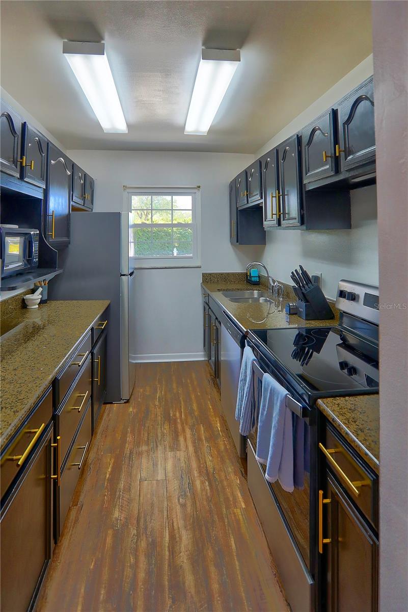 11137 ACME DRIVE 207A