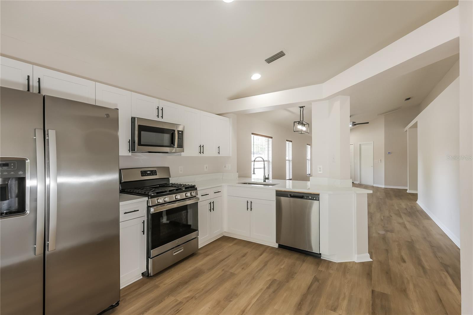 SOMERSET - Residential