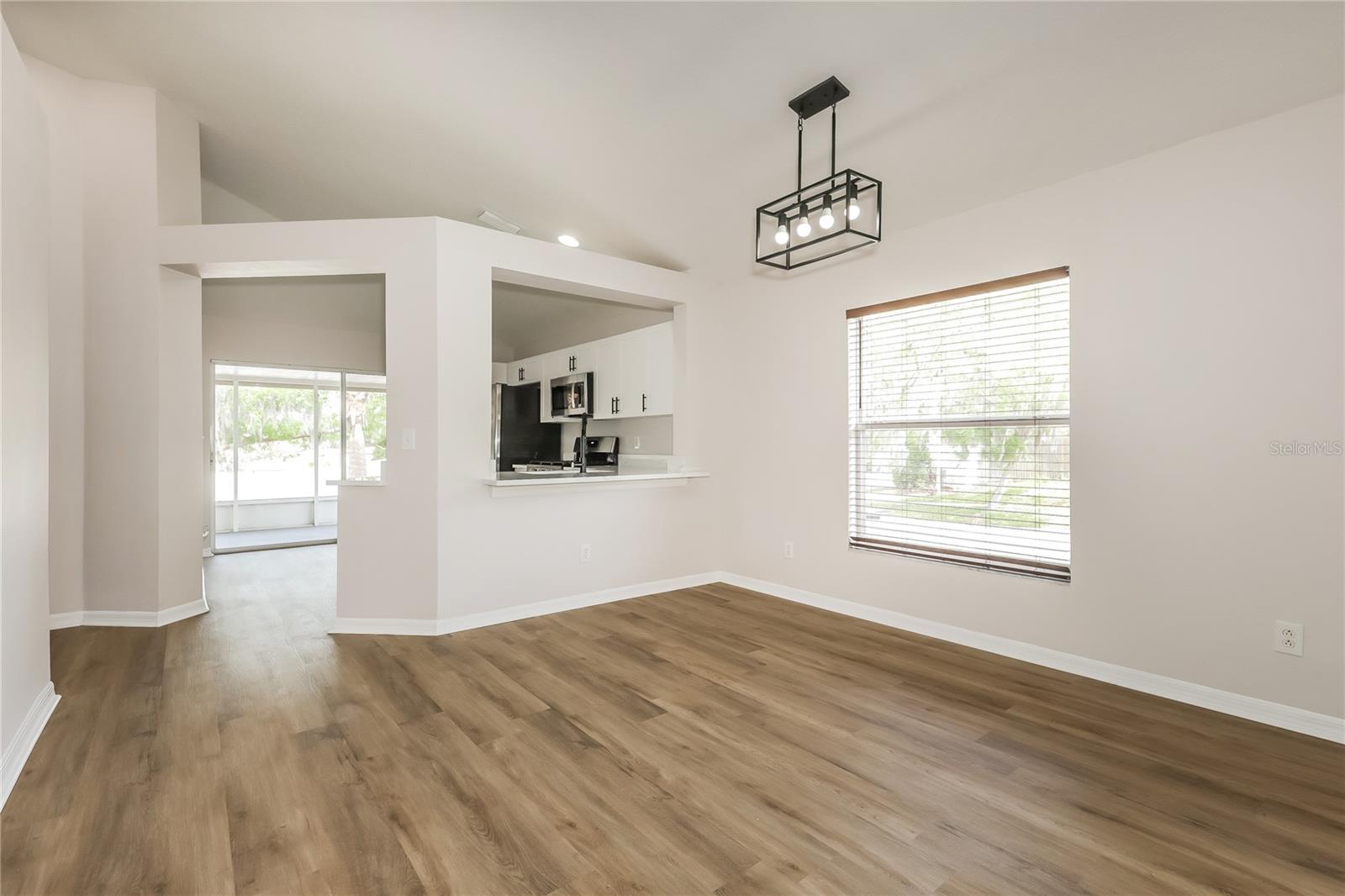 SOMERSET - Residential