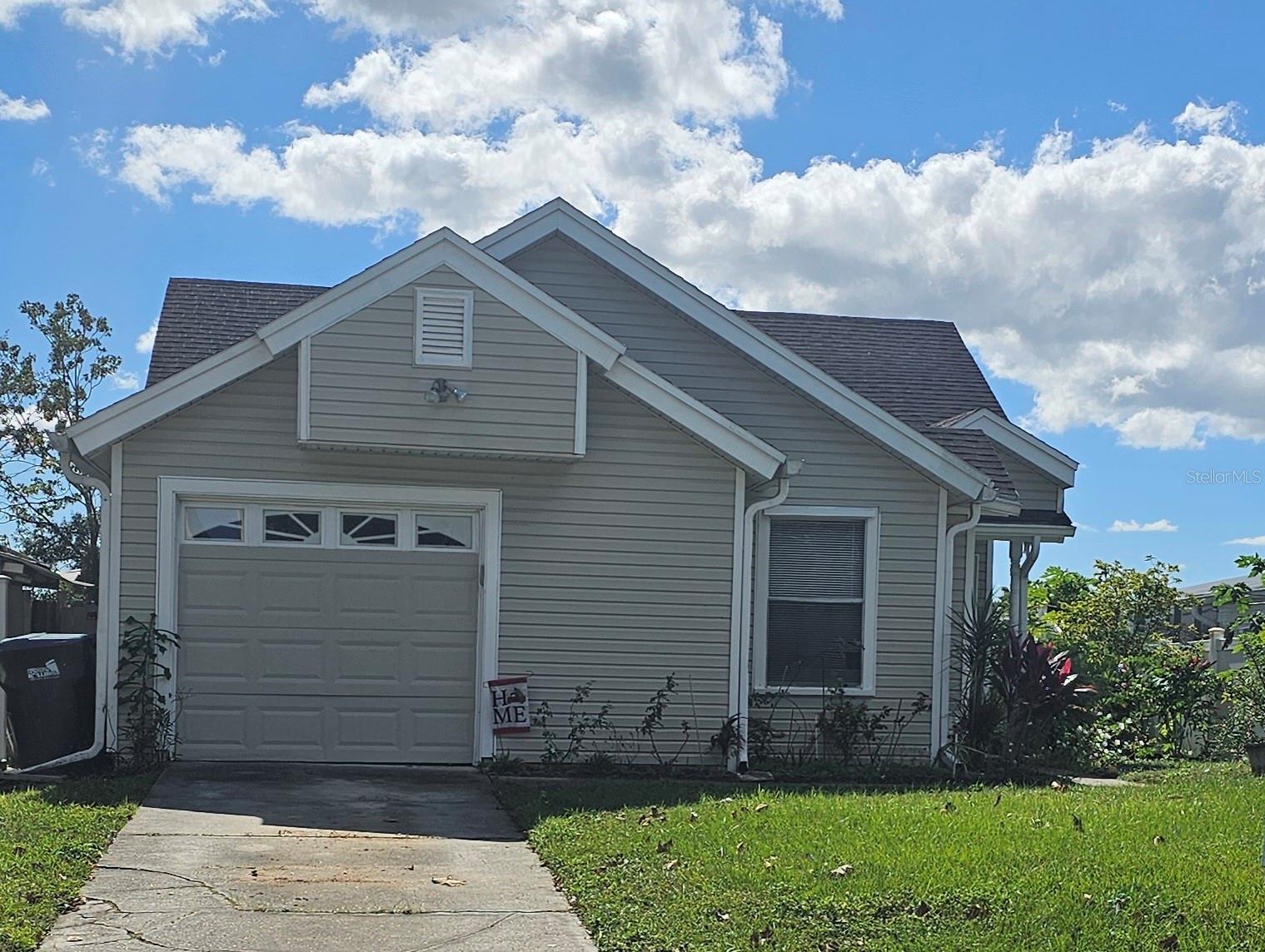 SURREY RIDGE - Residential