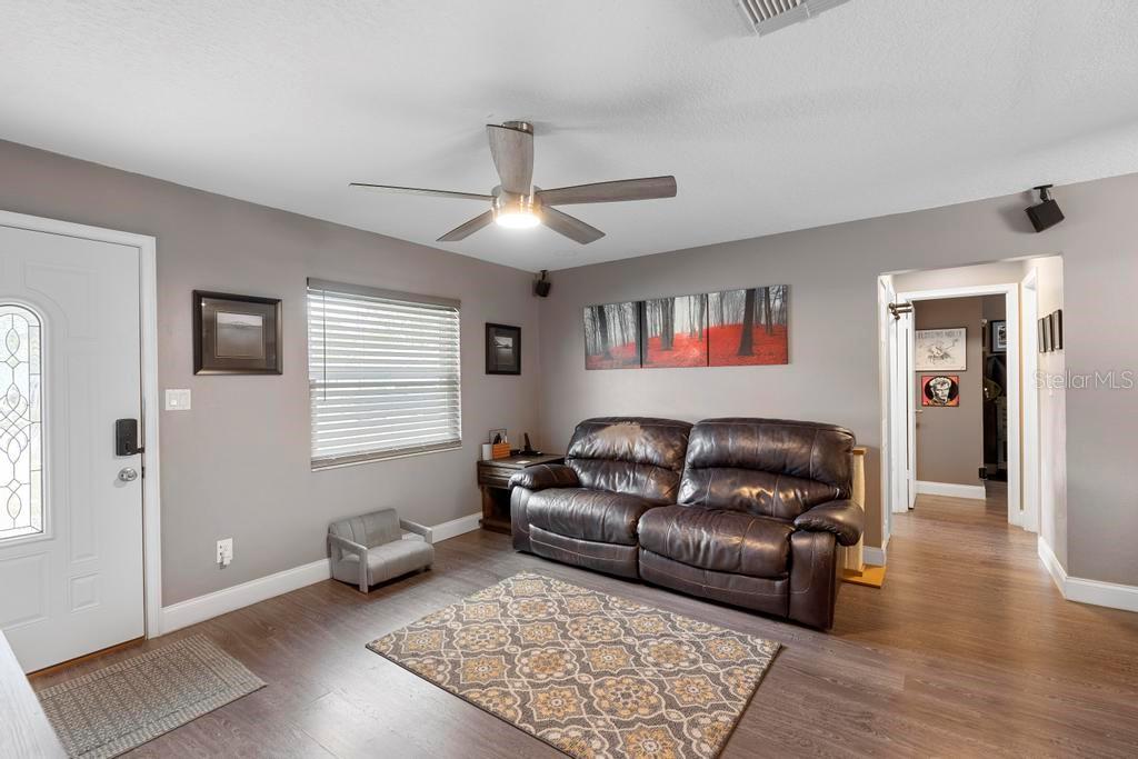 382 PANAMA CIRCLE