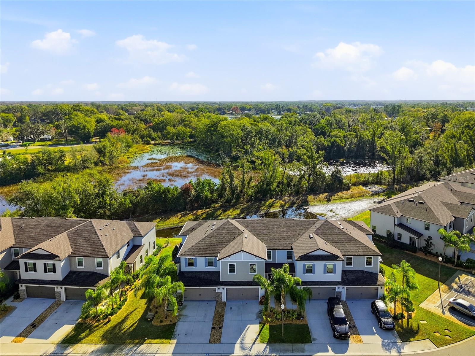 WILLOW SQUARE TWNHMS - Residential