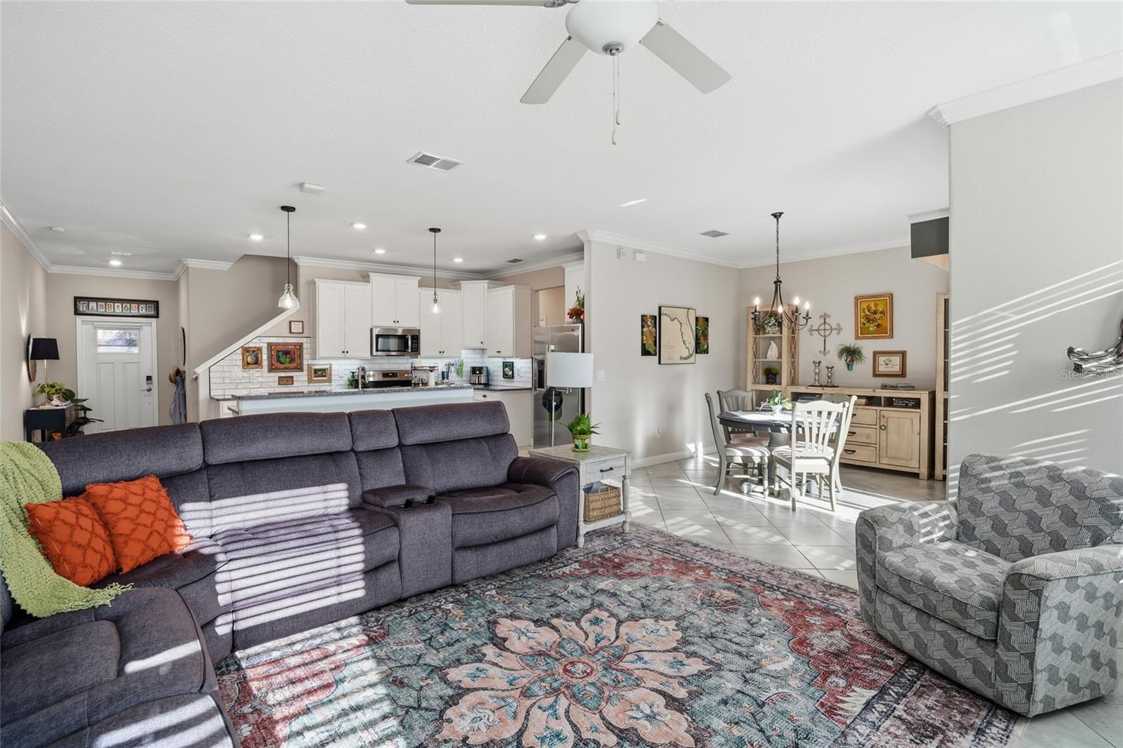 WILLOW SQUARE TWNHMS - Residential