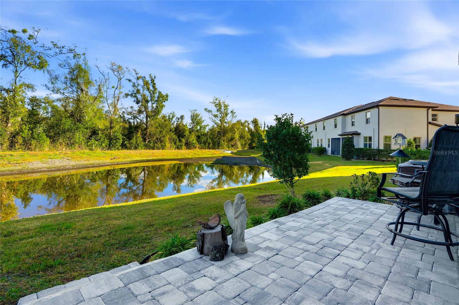 WILLOW SQUARE TWNHMS - Residential