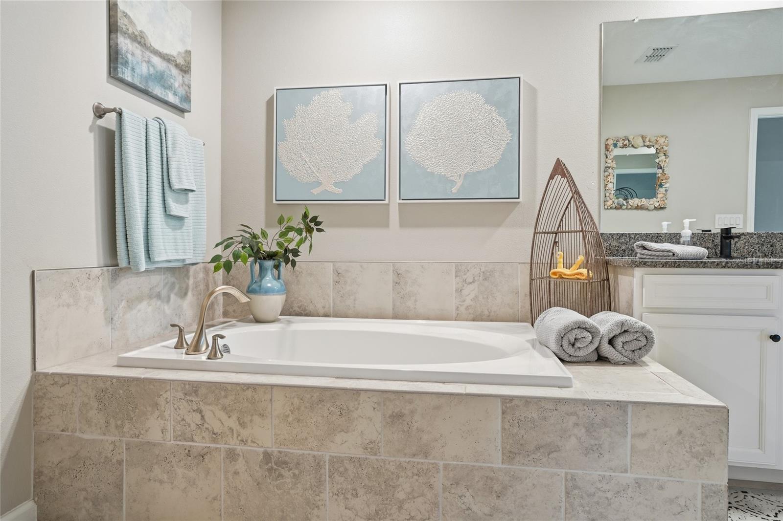 WILLOW SQUARE TWNHMS - Residential