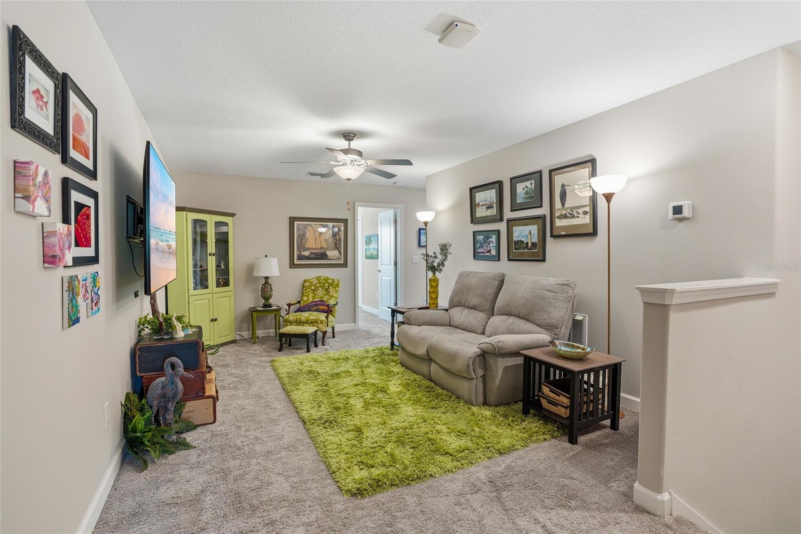 WILLOW SQUARE TWNHMS - Residential