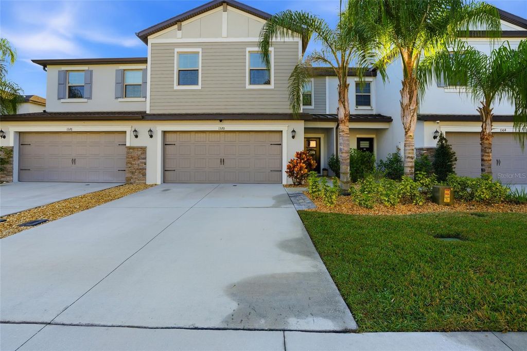 Photo of 1370 White Fox Run, Lutz, FL 33549 (MLS # TB8467345)