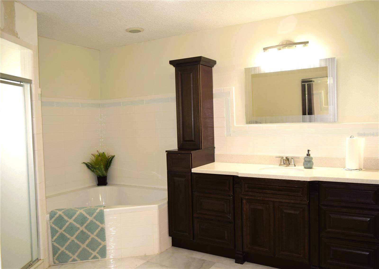 OCALA WATERWAY ESTATE - Residential