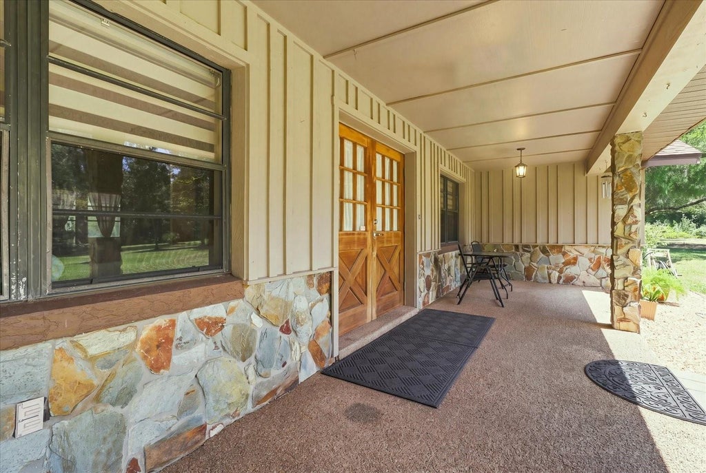 Photo of 10265 W Springtree Lane, Crystal River, FL 34428 (MLS # OM731569)