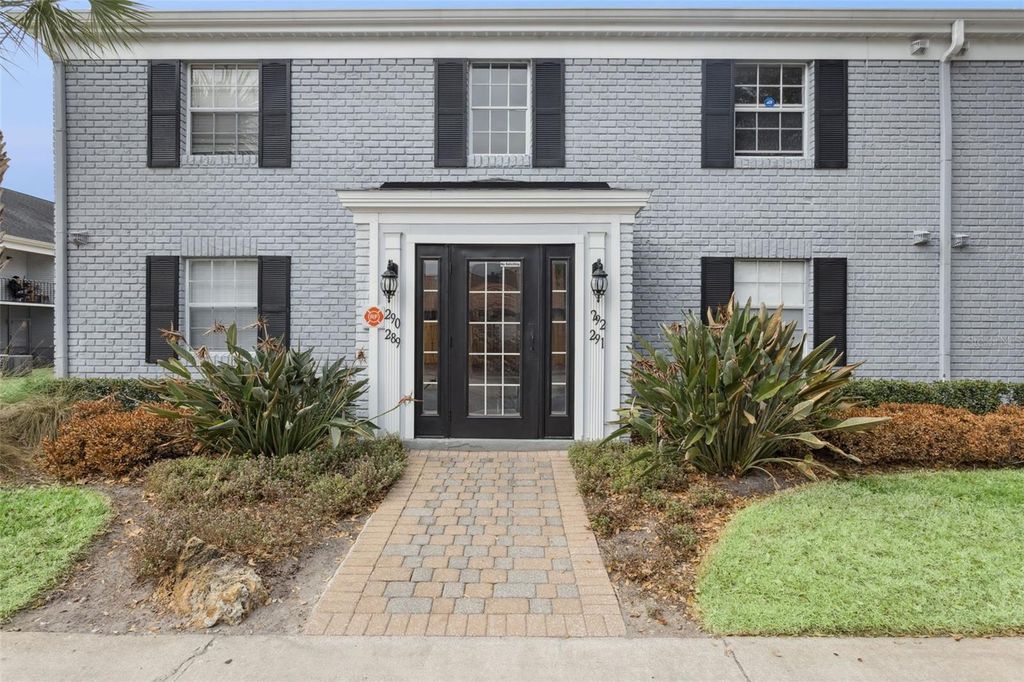 Photo of 291 Lewfield Circle #291, Winter Park, FL 32792 (MLS # O6382547)