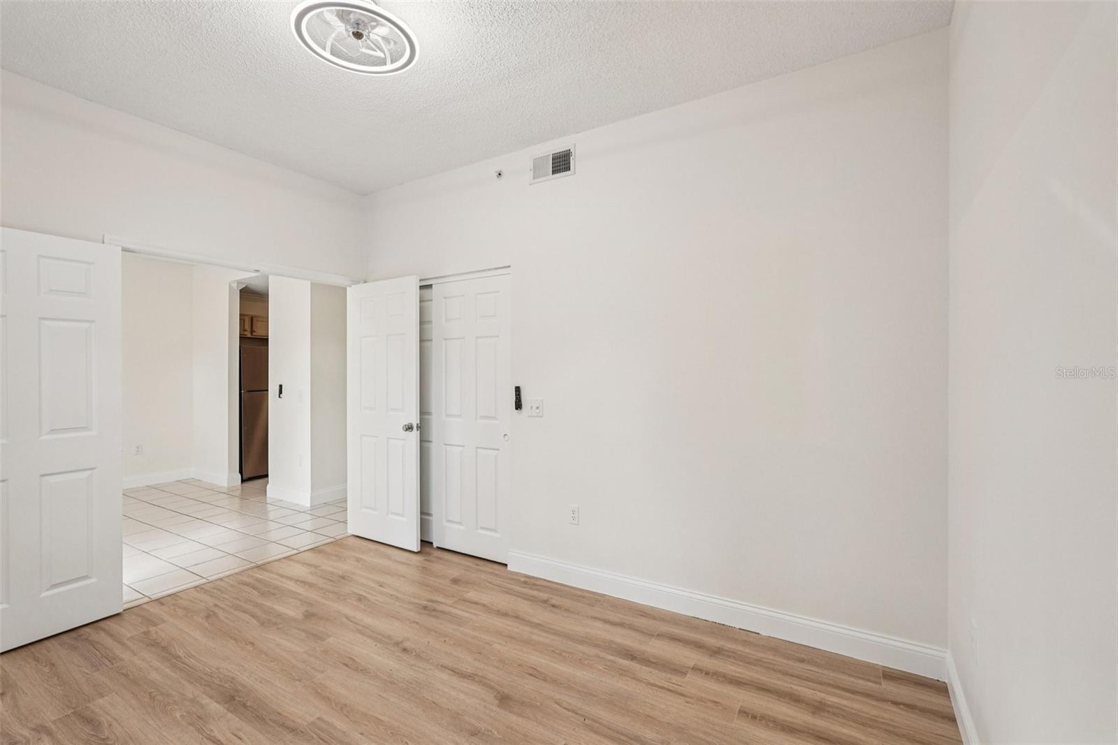 PLAZA DE FLORES - Residential