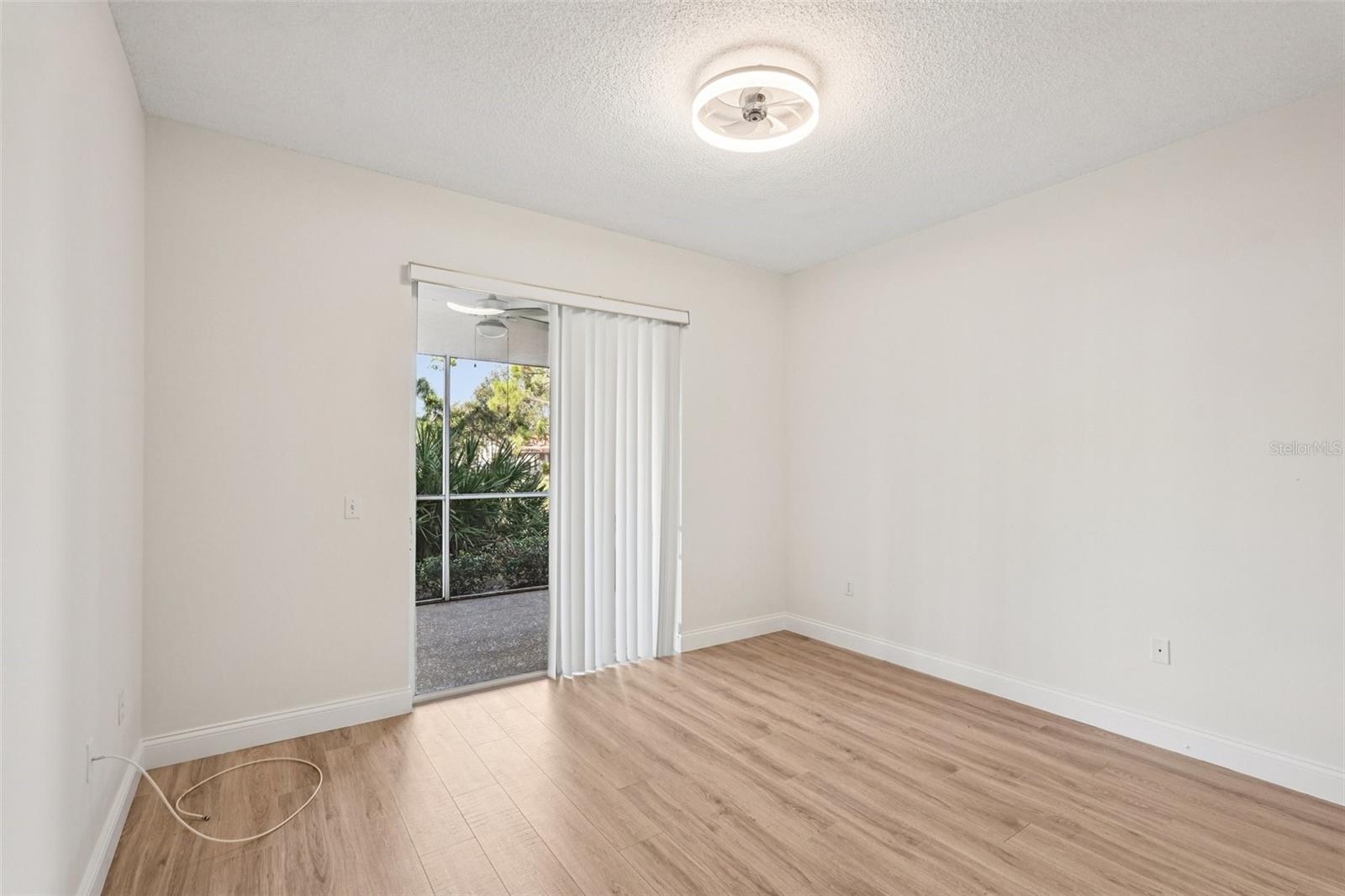 PLAZA DE FLORES - Residential