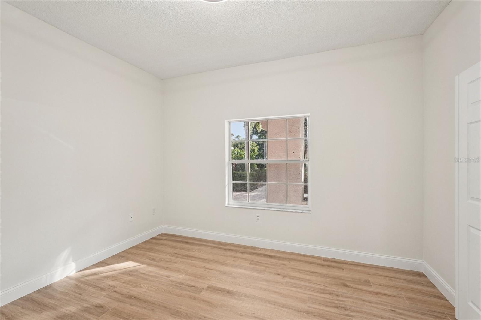 PLAZA DE FLORES - Residential