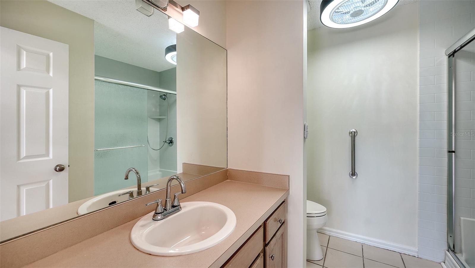 PLAZA DE FLORES - Residential