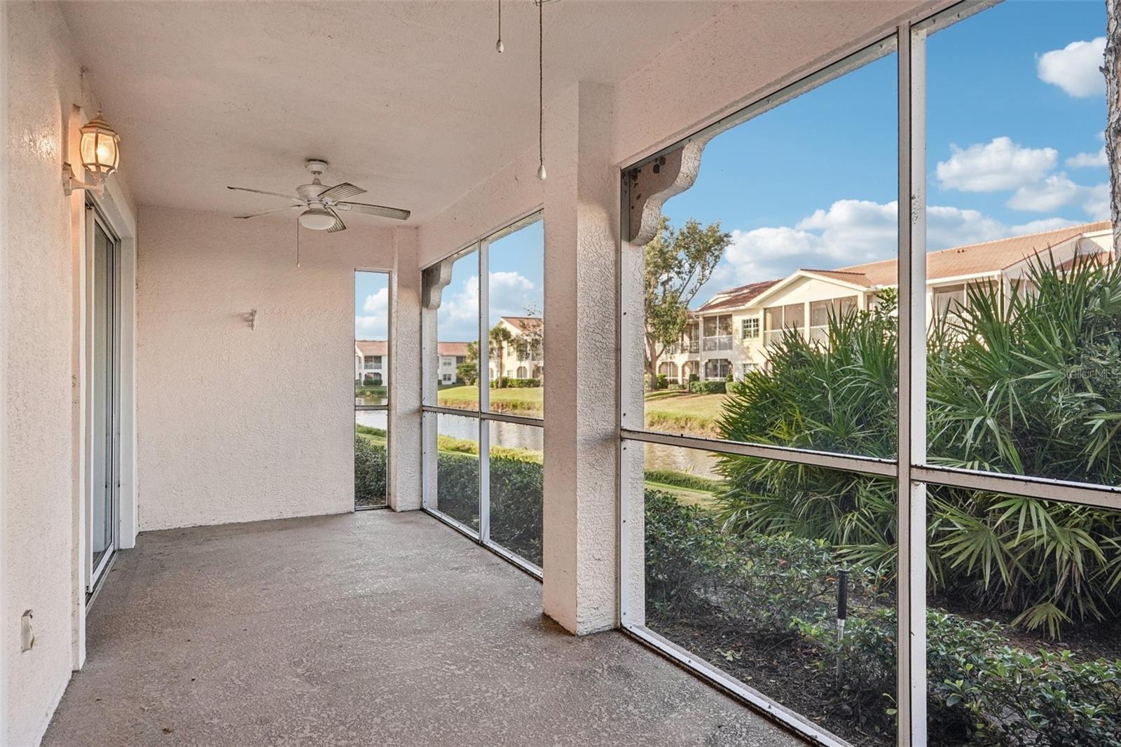 PLAZA DE FLORES - Residential