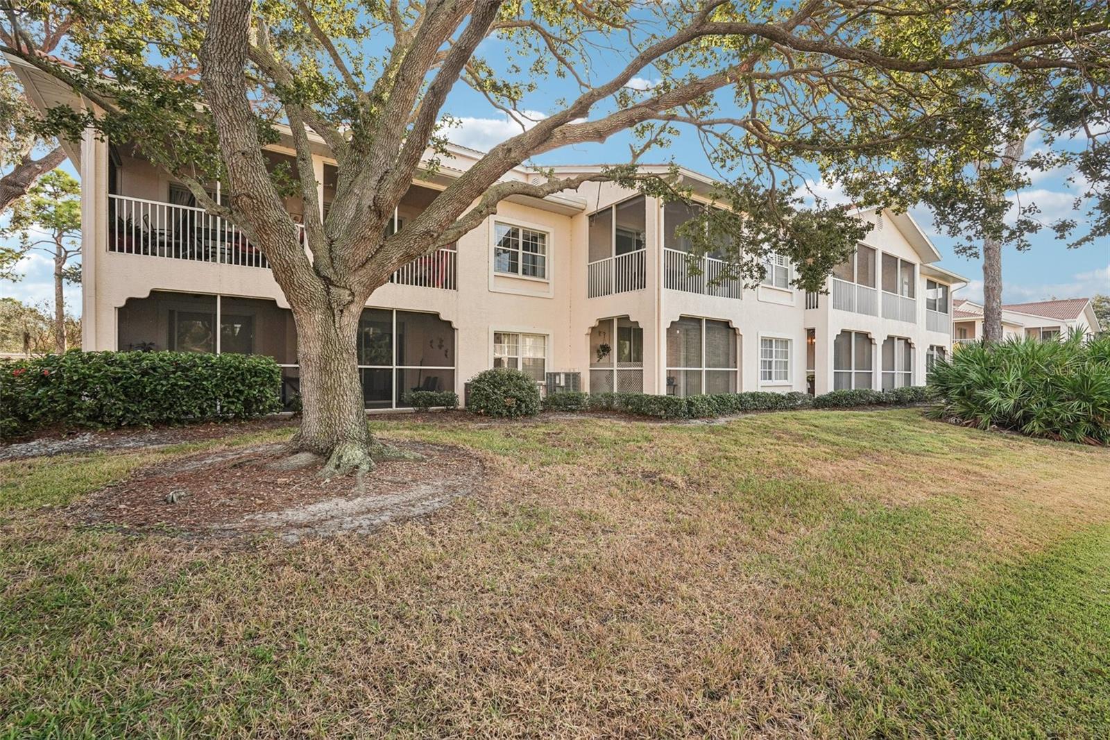 PLAZA DE FLORES - Residential