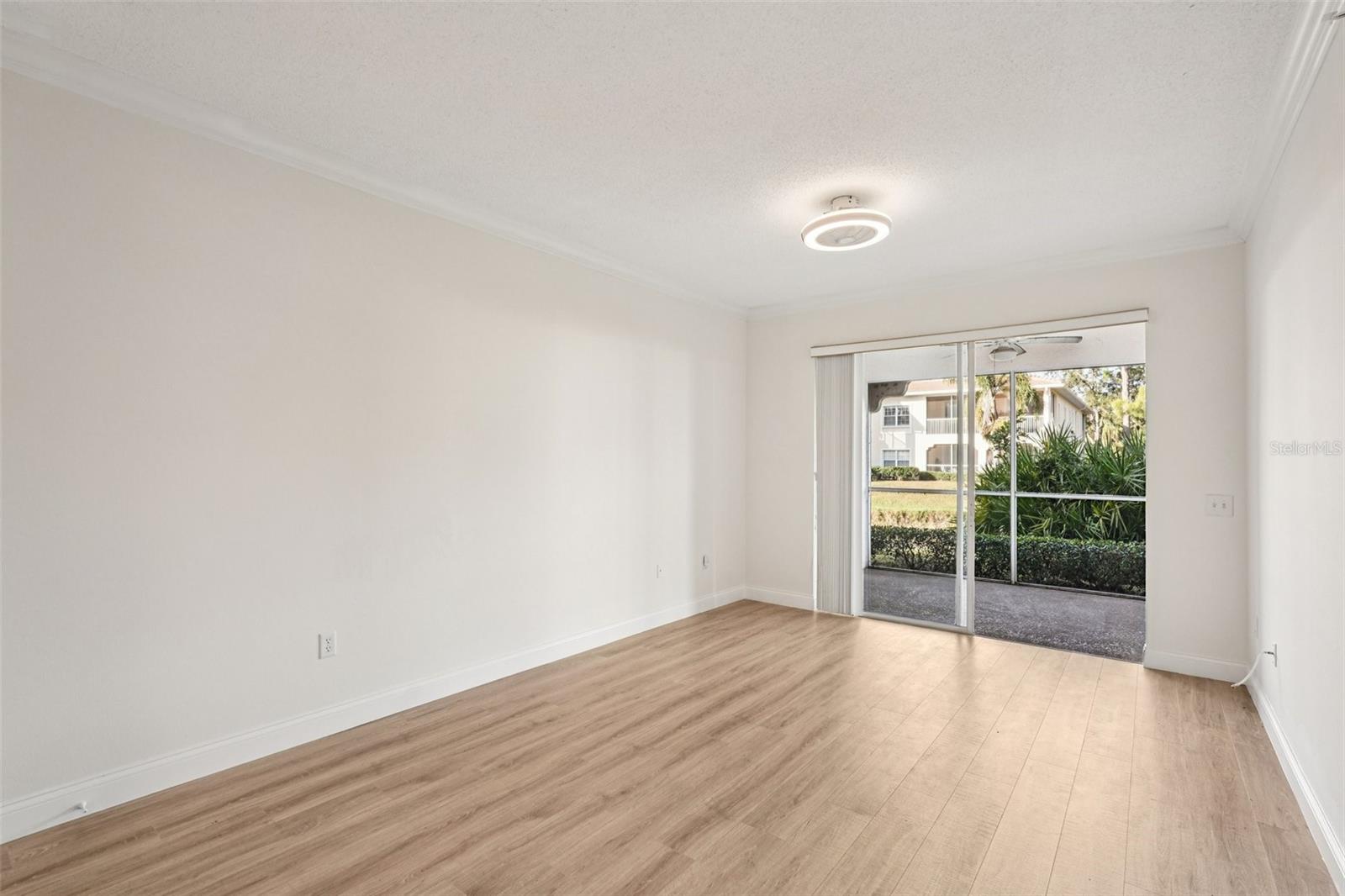 PLAZA DE FLORES - Residential