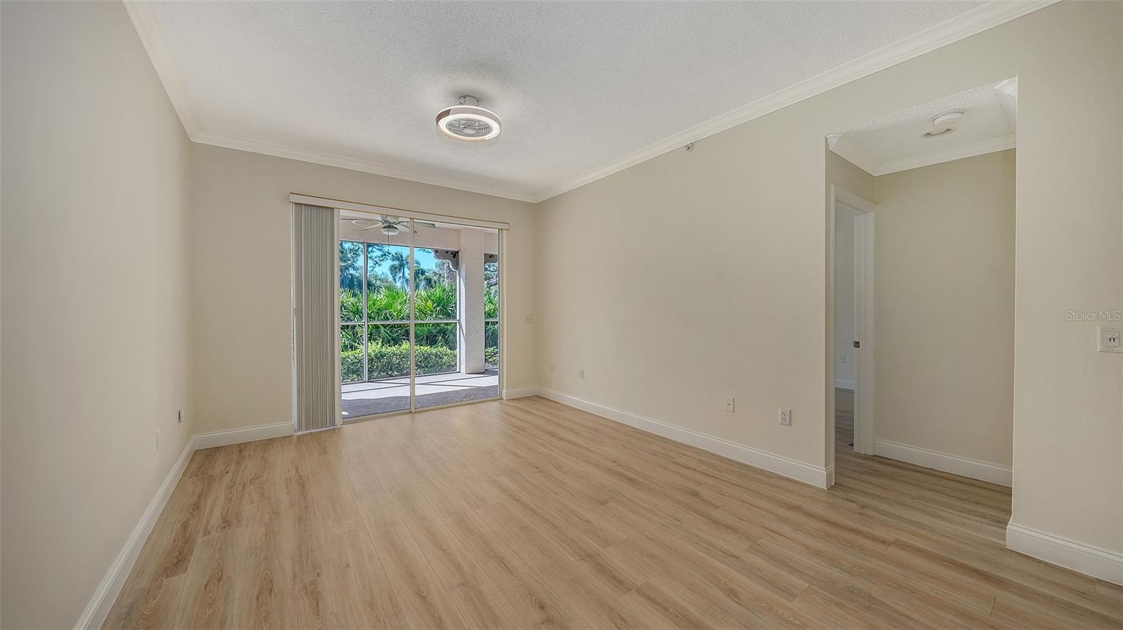 PLAZA DE FLORES - Residential