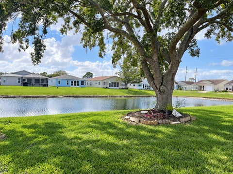 Tiny photo for 124 Trailwood Drive, Leesburg, FL 34748 (MLS # O6453393)