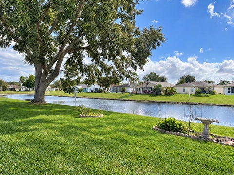 Tiny photo for 124 Trailwood Drive, Leesburg, FL 34748 (MLS # O6453393)