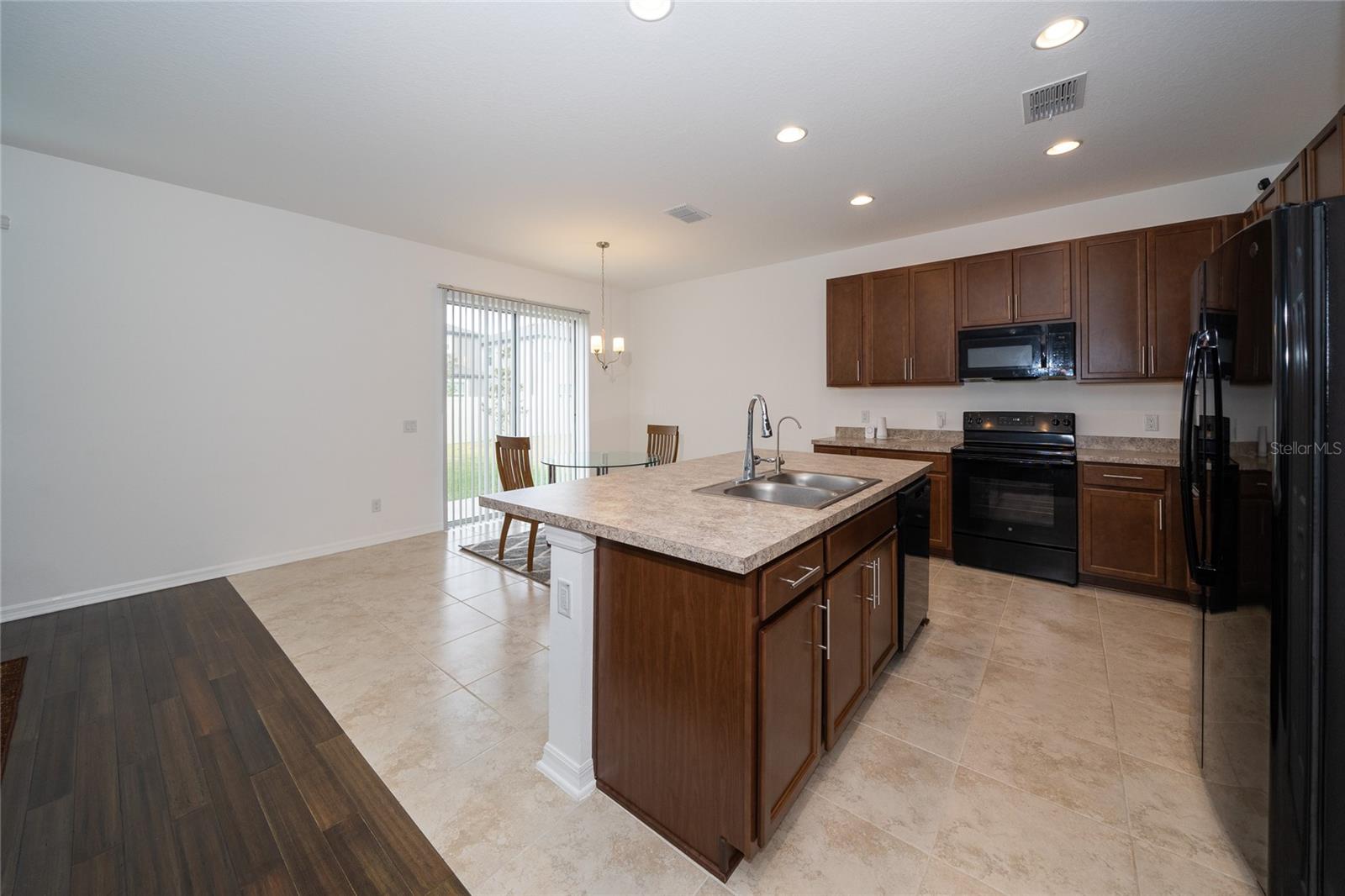 2941 ADAMS CROSS DRIVE