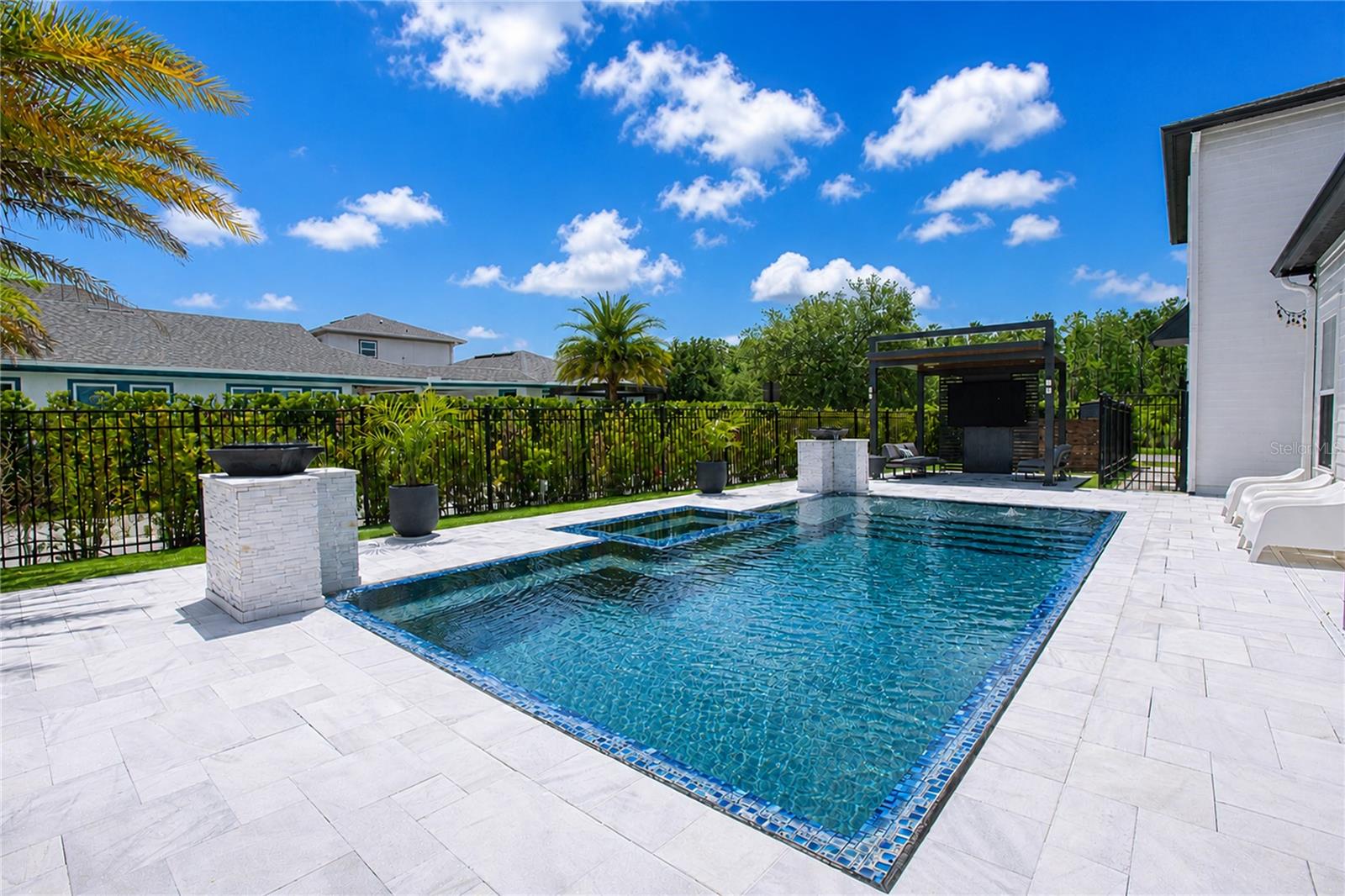 LAUREATE PARK PH 4 - Residential