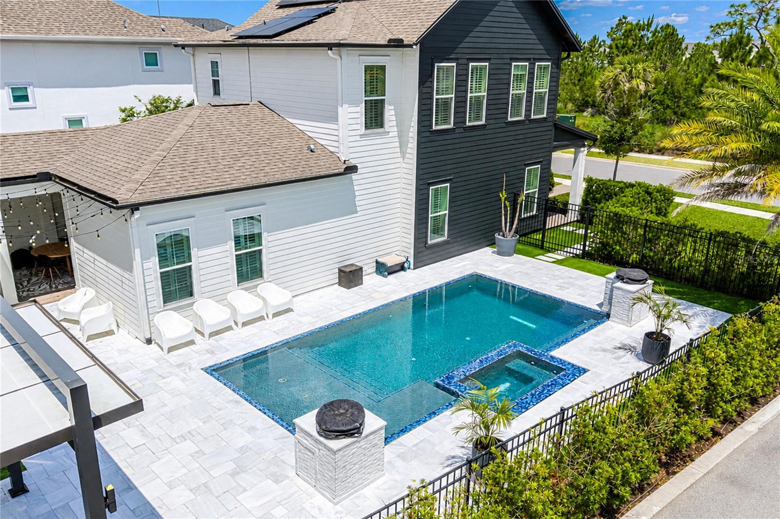 LAUREATE PARK PH 4 - Residential
