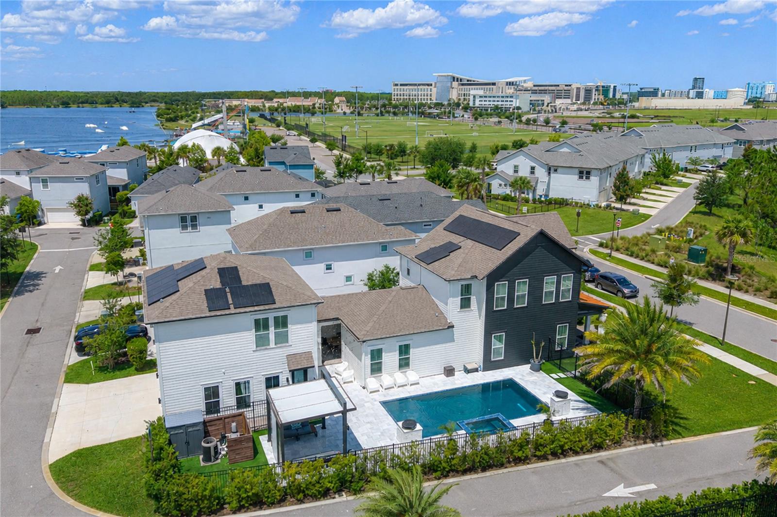 LAUREATE PARK PH 4 - Residential