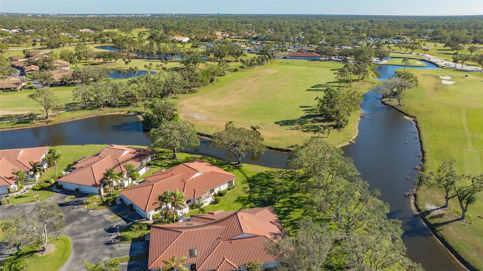 GOLF POINTE AT PALM-AIRE CC SEC III - Residential