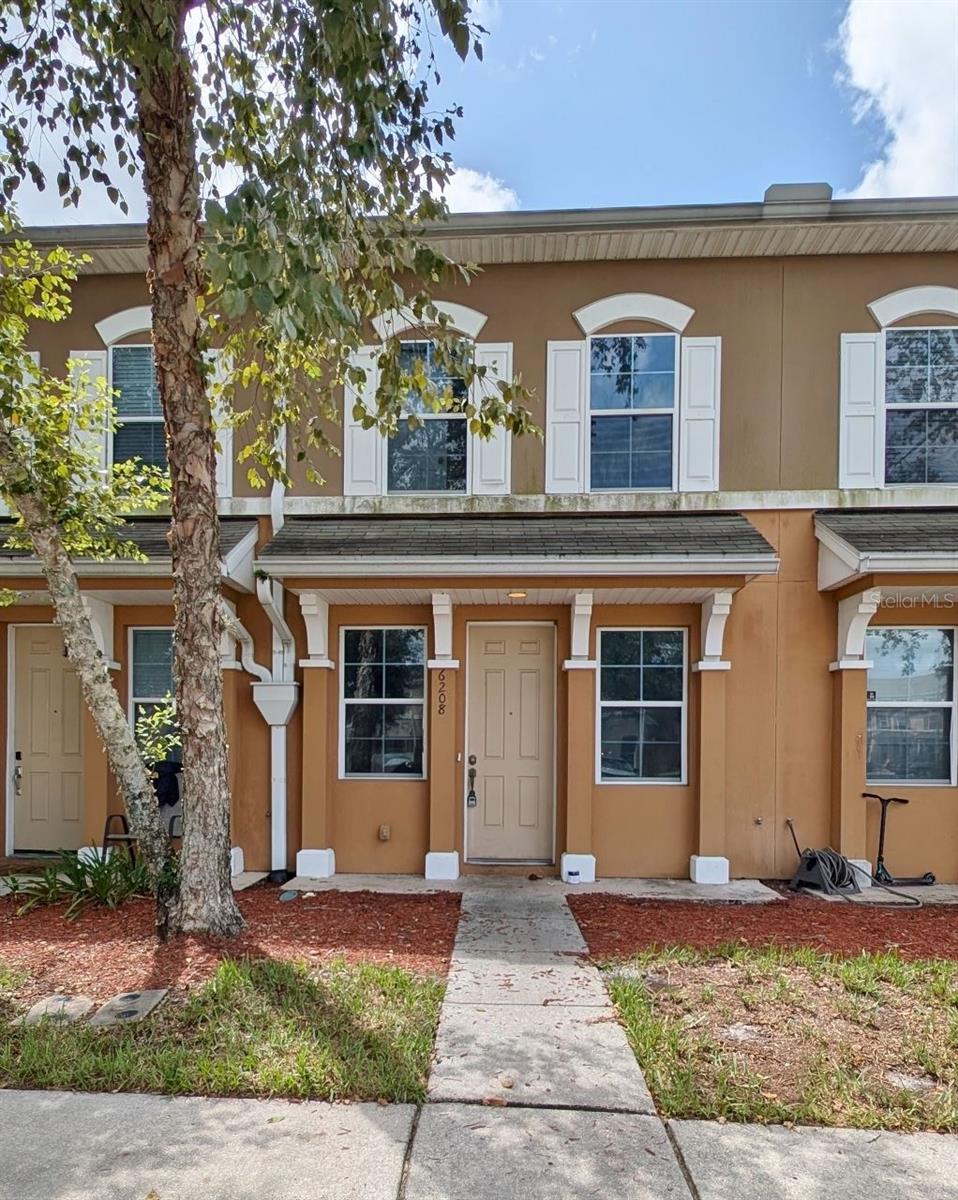 Photo 18 of 26 of 6208 HIGH TIDE BOULEVARD townhome