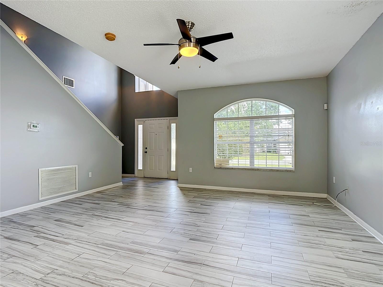 843 OGNON COURT