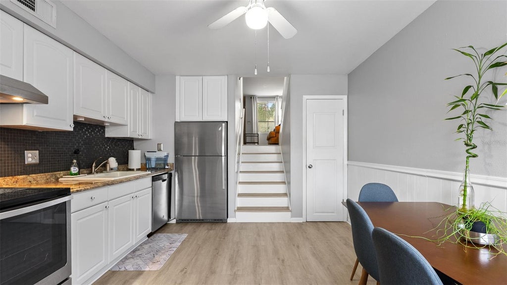 Photo of 4227 La Palma Court, Tampa, FL 33611 (MLS # TB8544054)