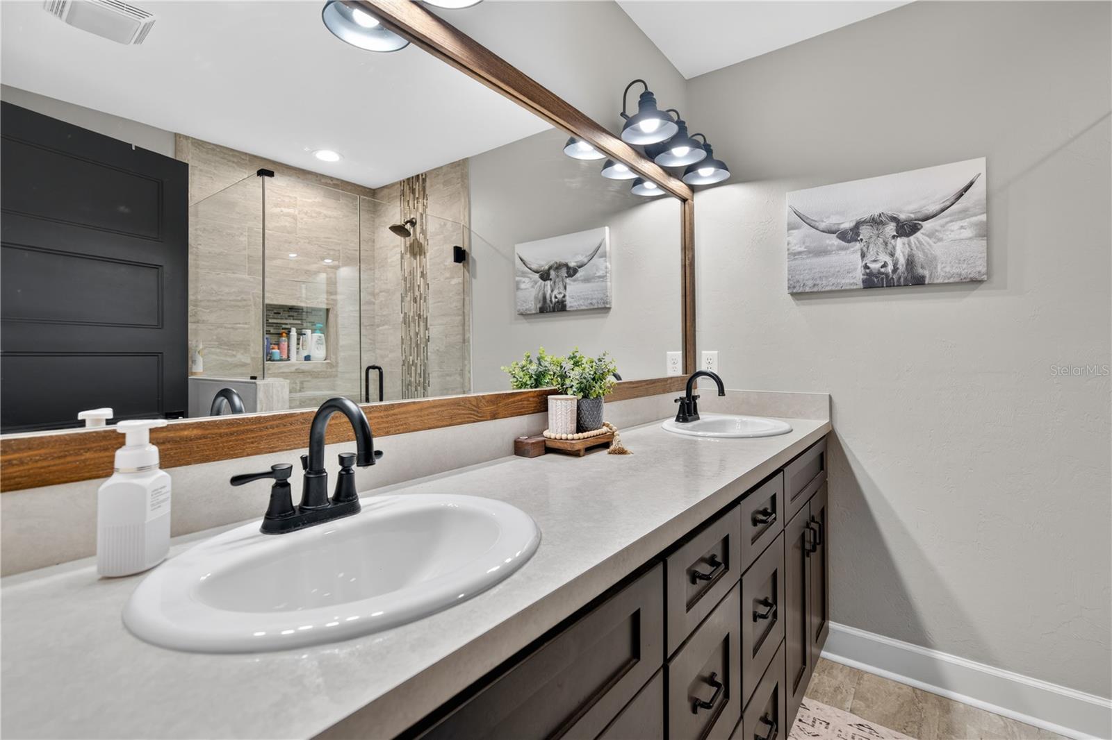 WILLISTON HLNDS - Residential