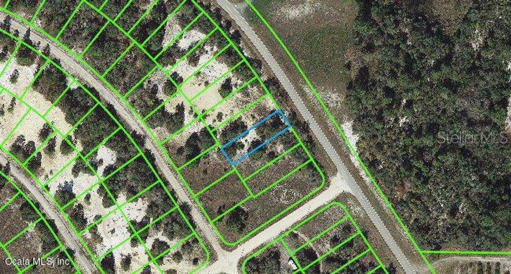 Photo of 811 Cr 29, Lake Placid, FL 33852 (MLS # OM542121)