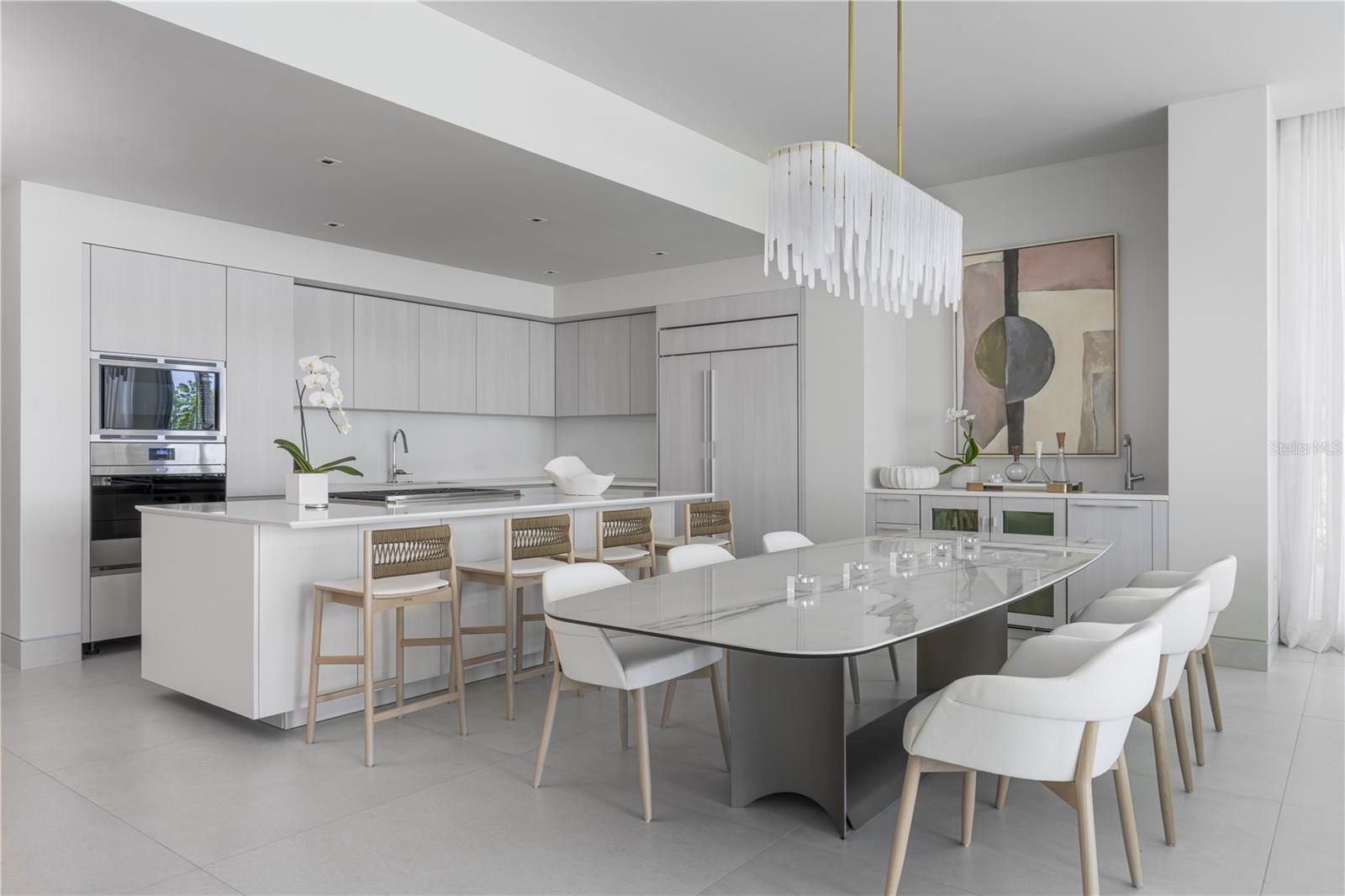 Ocean Drive FOUR SEASONS PRIVATE RESIDENCES 6401