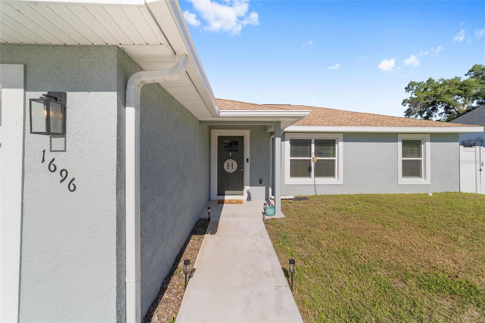 1696 144 COURT